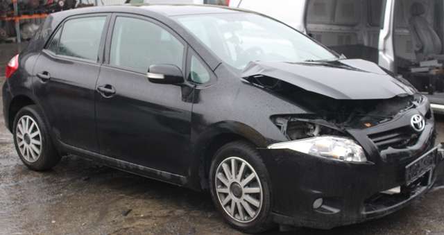 Toyota Auris 2010-2012 (Type I, Fase 2) , Motorkode: 1NR-FE, Girkassekode: