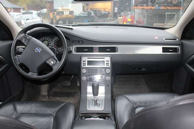 Volvo V70 2007-2013 (Type III, Fase 1) , Motorkode: D 5244 T5, Girkassekode: 