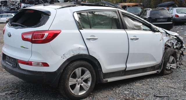 Kia Sportage 2010-2016 (Type III) , Motorkode: D4FD, Girkassekode: 