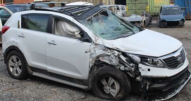 Kia Sportage 2010-2016 (Type III) , Motorkode: D4FD, Girkassekode: 