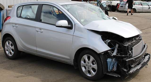 Hyundai i20 2009-2014 (Type I) , Motorkode: G4LA-5, Girkassekode: 