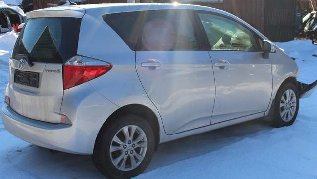 Toyota Verso-S 2011-2015 (COMBI) (COMBI), Motorkode: 1NR-FE, Girkassekode: 