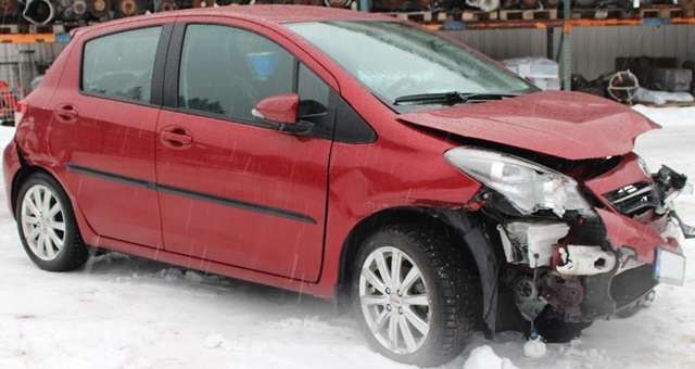 Toyota Yaris 2012-2014 (Type III, Fase 1) , Motorkode: 1NR-FE, Girkassekode: 