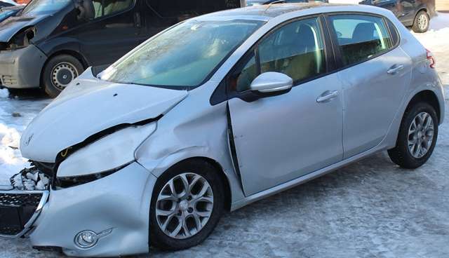 Peugeot 208 2012-2019 (Type I) , Motorkode: HMZ, Girkassekode: 