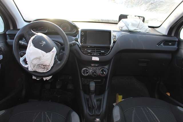 Peugeot 208 2012-2019 (Type I) , Motorkode: HMZ, Girkassekode: 