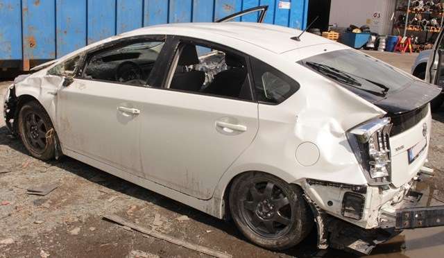 Toyota Prius 2009-2016 (Type III) (COMBI) (COMBI), Motorkode: 2ZR-FXE, Girkassekode: 