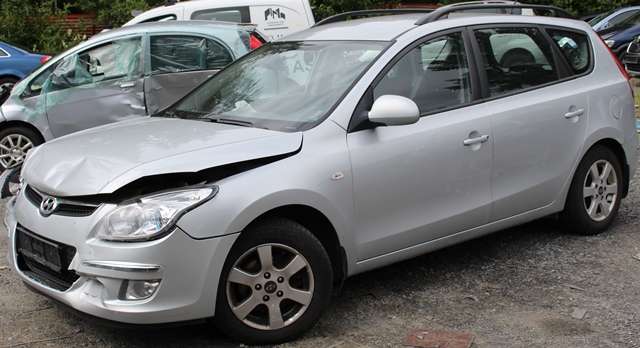 Hyundai i30 2007-2012 (Type I) , Motorkode: D4FB-FL, Girkassekode: 