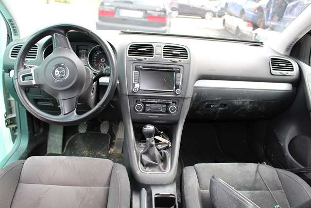 VW Golf VI 2008-2012 , Motorkode: CBDC, Girkassekode: KQM