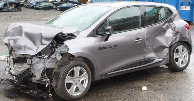 Renault Clio 2012-2016 (Type IV, Fase 1) , Motorkode: H4B 400, Girkassekode: JH3334
