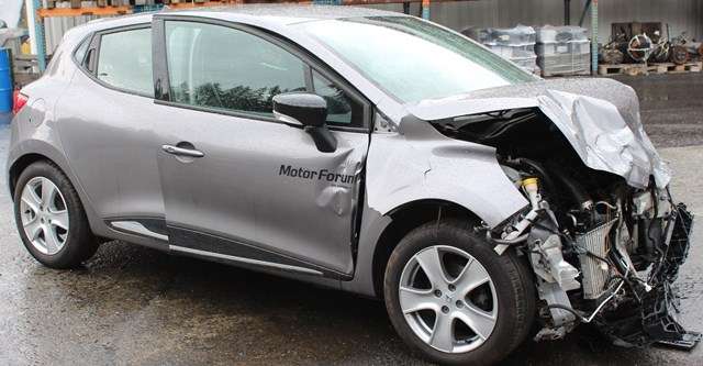 Renault Clio 2012-2016 (Type IV, Fase 1) , Motorkode: H4B 400, Girkassekode: JH3334
