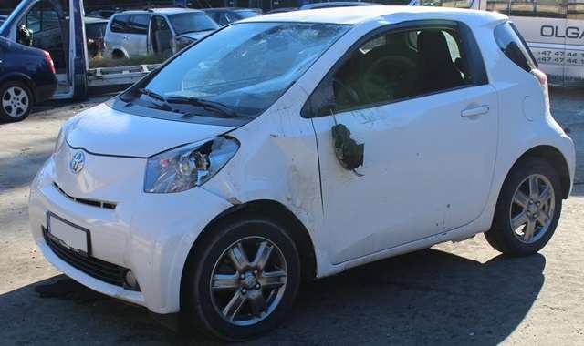 Toyota iQ 2009-2014 , Motorkode: 1KR-FE, Girkassekode: 