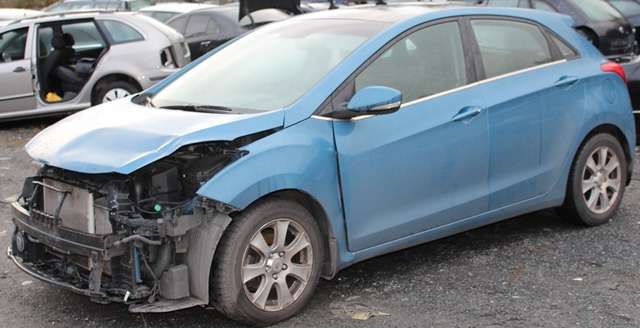 Hyundai i30 2012-2017 (Type II) , Motorkode: D4FB, Girkassekode: 