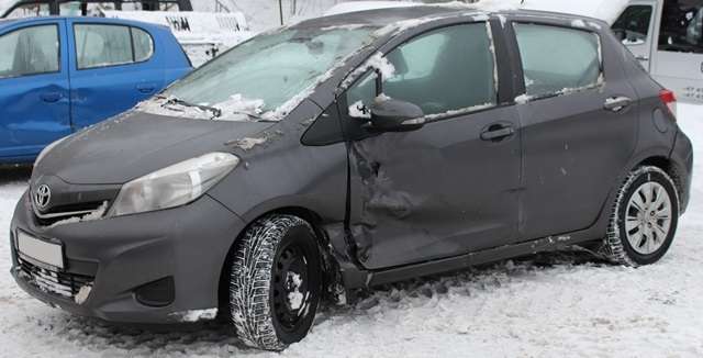Toyota Yaris 2012-2014 (Type III, Fase 1) , Motorkode: 1NR-FE, Girkassekode: 