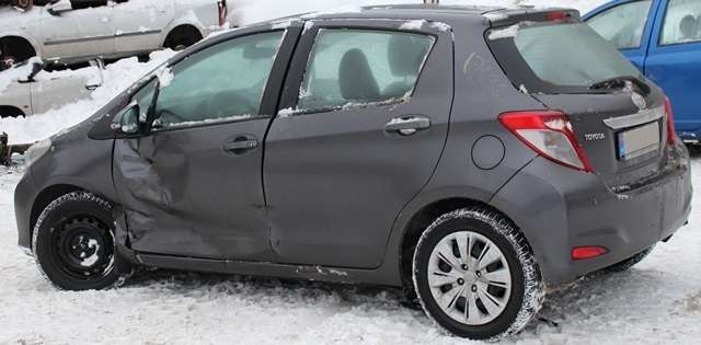 Toyota Yaris 2012-2014 (Type III, Fase 1) , Motorkode: 1NR-FE, Girkassekode: 