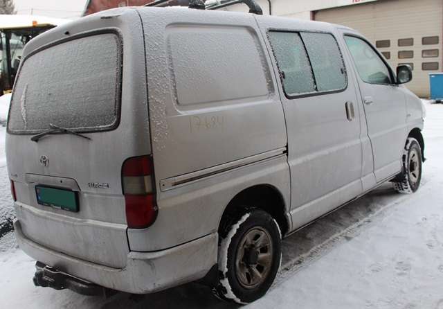 Toyota Hiace 2007-2012 (Fase 3) , Motorkode: 2KD-FTV, Girkassekode: