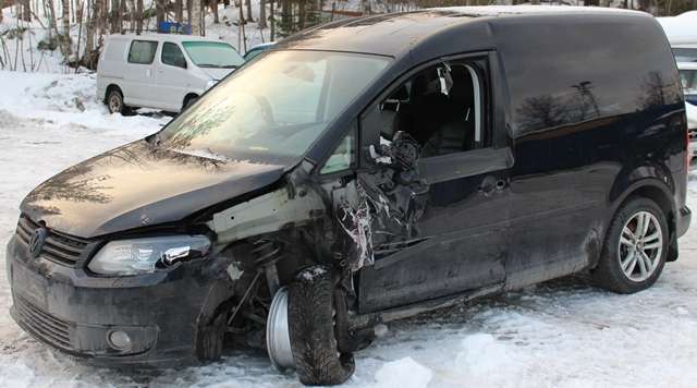 VW Caddy 2010-2015 (Type III, Fase 2) , Motorkode: CFHC, Girkassekode: NFZ