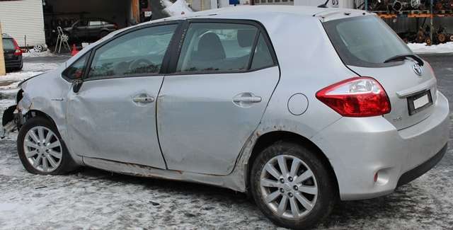 Toyota Auris 2010-2012 (Type I, Fase 2) , Motorkode: 2ZR-FXE, Girkassekode: 
