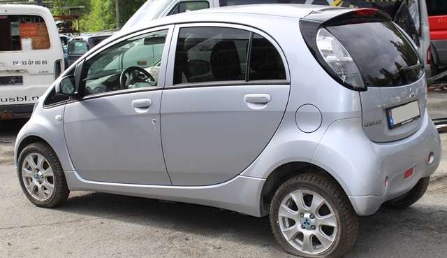 Mitsubishi i-MiEV 2010-->> , Motorkode: Y4F1, Girkassekode: 