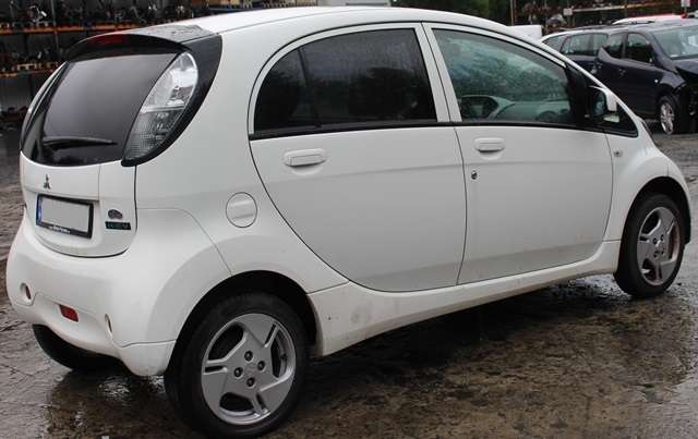 Mitsubishi i-MiEV 2010-->> , Motorkode: Y4F1, Girkassekode: 