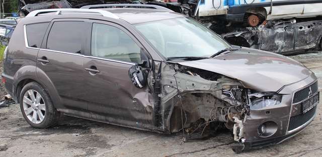 Mitsubishi Outlander 2010-2012 (Type II, Fase 2) , Motorkode: 4HN, Girkassekode: 
