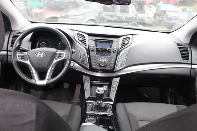 Hyundai i40 2012-2017 , Motorkode: D4FD, Girkassekode: 