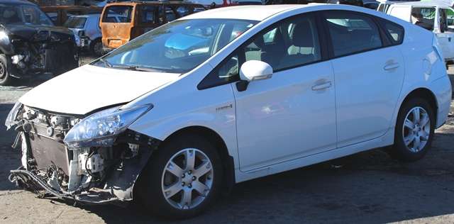 Toyota Prius 2009-2016 (Type III) (COMBI) (COMBI), Motorkode: 2ZR-FXE, Girkassekode: 