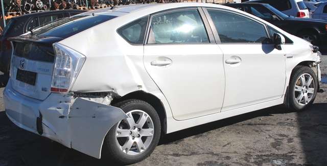 Toyota Prius 2009-2016 (Type III) (COMBI) (COMBI), Motorkode: 2ZR-FXE, Girkassekode: 