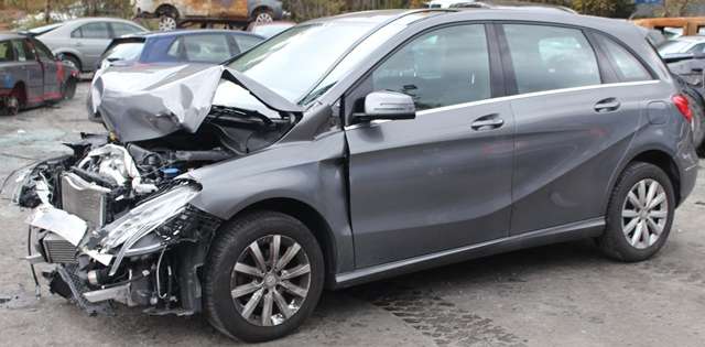 Mercedes B-Klasse 2011-2018 (W246) (W246), Motorkode: M270.910, Girkassekode: 