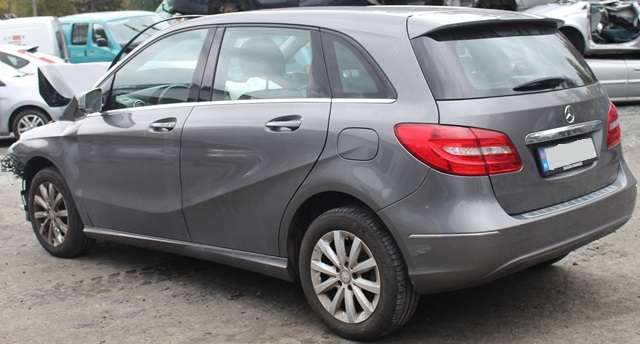 Mercedes B-Klasse 2011-2018 (W246) (W246), Motorkode: M270.910, Girkassekode: 