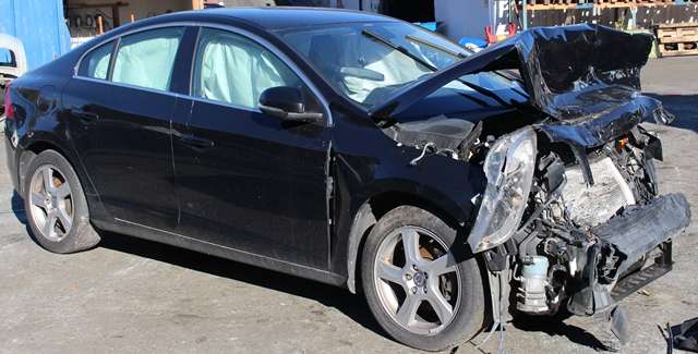 Volvo S60 2010-2014 (Type II, Fase 1) , Motorkode: D 4162 T, Girkassekode: 