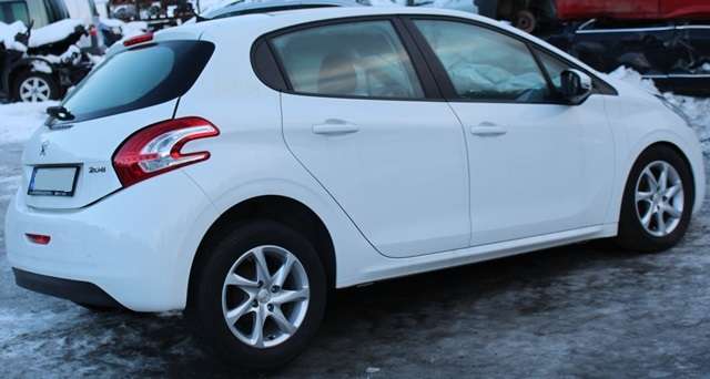 Peugeot 208 2012-2019 (Type I) , Motorkode: HMZ, Girkassekode: 