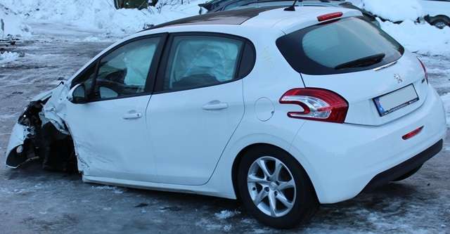 Peugeot 208 2012-2019 (Type I) , Motorkode: HMZ, Girkassekode: 