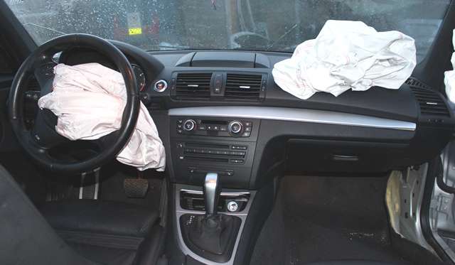 BMW 1-Serie 2004-2011 (E81/E82/E87/E88) (E81/E82/E87/E88), Motorkode: N47-D20 A, Girkassekode: 