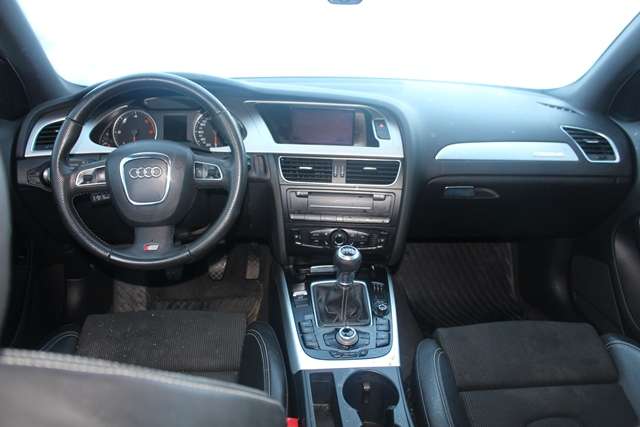 Audi A4 2007-2014 (Type IV) (B8) (B8), Motorkode: CAHA, Girkassekode: LRV