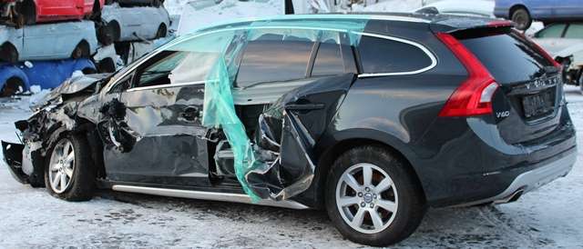 Volvo V60 2010-2013 (Type I, Fase 1) , Motorkode: D 5244 T17, Girkassekode: 