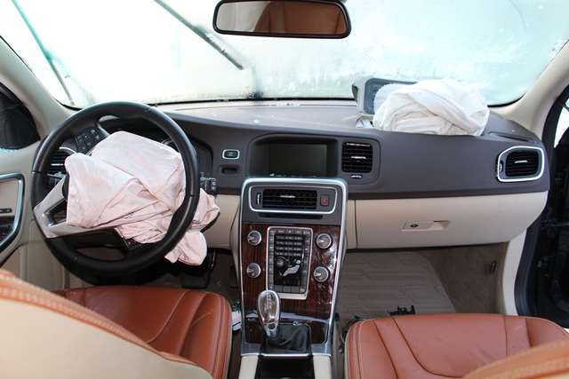 Volvo V60 2010-2013 (Type I, Fase 1) , Motorkode: D 5244 T17, Girkassekode: 