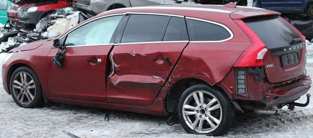 Volvo V60 2010-2013 (Type I, Fase 1) , Motorkode: D 4162 T, Girkassekode: 