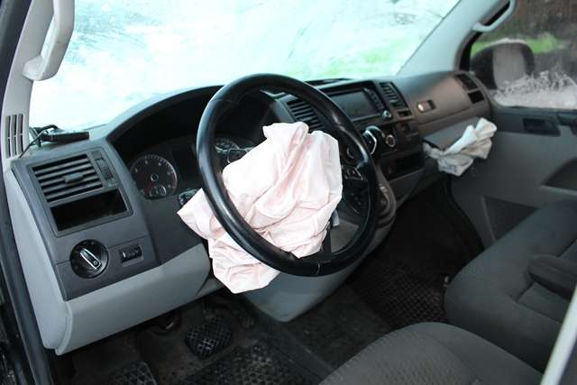 VW Transporter / Caravelle 2009-2015 (Fase 2) (T5) (T5), Motorkode: CFCA, Girkassekode: MYA