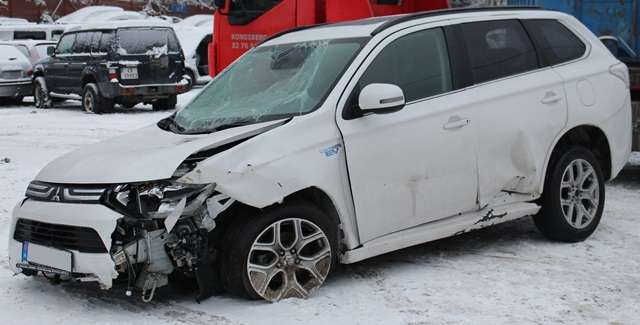 Mitsubishi Outlander 2012-2015 (Type III, Fase 1) , Motorkode: 4B11, Girkassekode: 