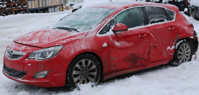 Opel Astra J 2010-2015 , Motorkode: A14NET, Girkassekode: 