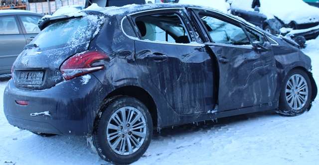 Peugeot 208 2012-2019 (Type I) , Motorkode: HMZ, Girkassekode: 