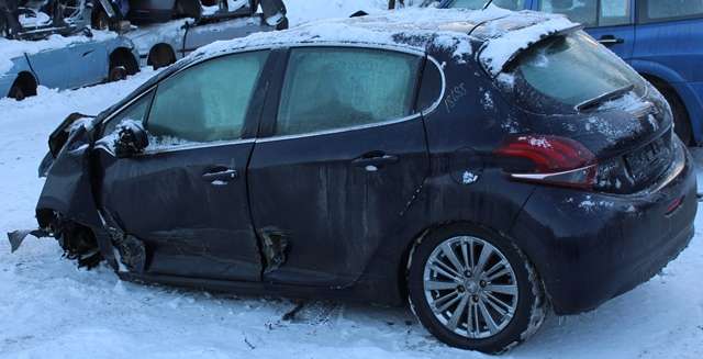 Peugeot 208 2012-2019 (Type I) , Motorkode: HMZ, Girkassekode: 