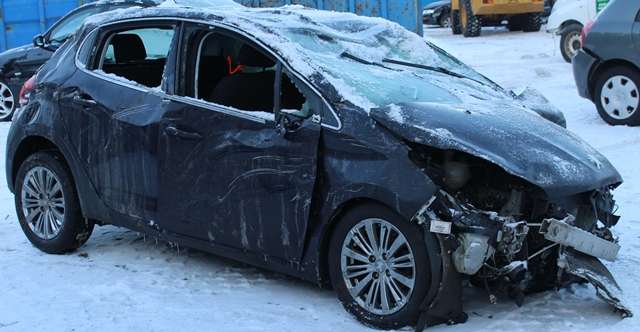 Peugeot 208 2012-2019 (Type I) , Motorkode: HMZ, Girkassekode: 