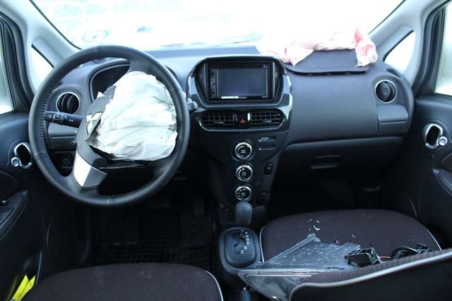 Mitsubishi i-MiEV 2010-->> , Motorkode: Y4F1, Girkassekode: 
