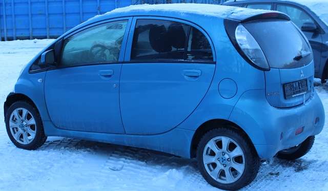 Mitsubishi i-MiEV 2010-->> , Motorkode: Y4F1, Girkassekode: 