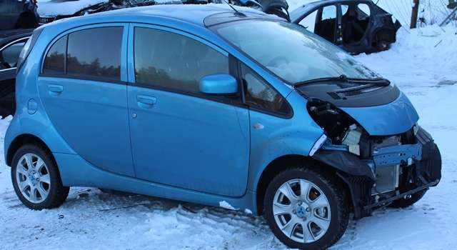 Mitsubishi i-MiEV 2010-->> , Motorkode: Y4F1, Girkassekode: 