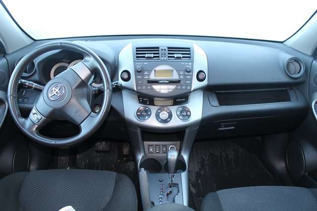 Toyota RAV4 2006-2009 (Type III, Fase 1) , Motorkode: 1AZ-FE, Girkassekode: 
