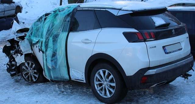 Peugeot 3008 2016-->> (Type II) , Motorkode: BHZ, Girkassekode: 