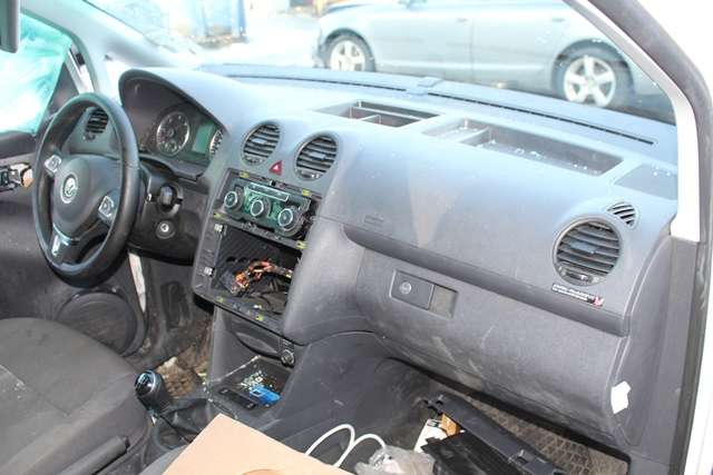 VW Caddy 2010-2015 (Type III, Fase 2) , Motorkode: CAYD, Girkassekode: