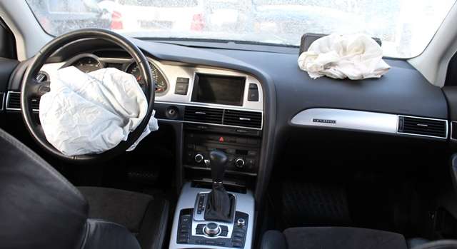 Audi A6 2008-2011 (Type III, Fase 2) (C6) (C6), Motorkode: CANC, Girkassekode: LWC